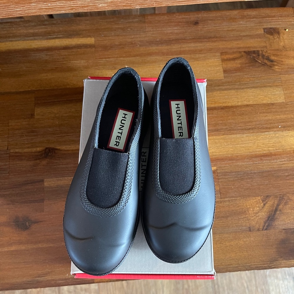 Hunter Rain Slip Ons (NEW SIZE 10)